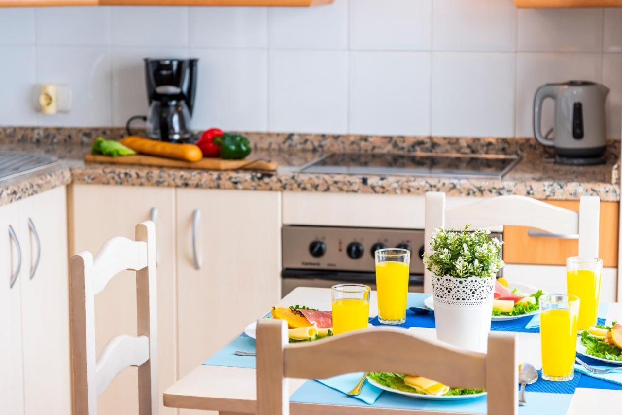 17 Los Cristianos Central By The Beach ,Wifi Arona  Eksteriør bilde