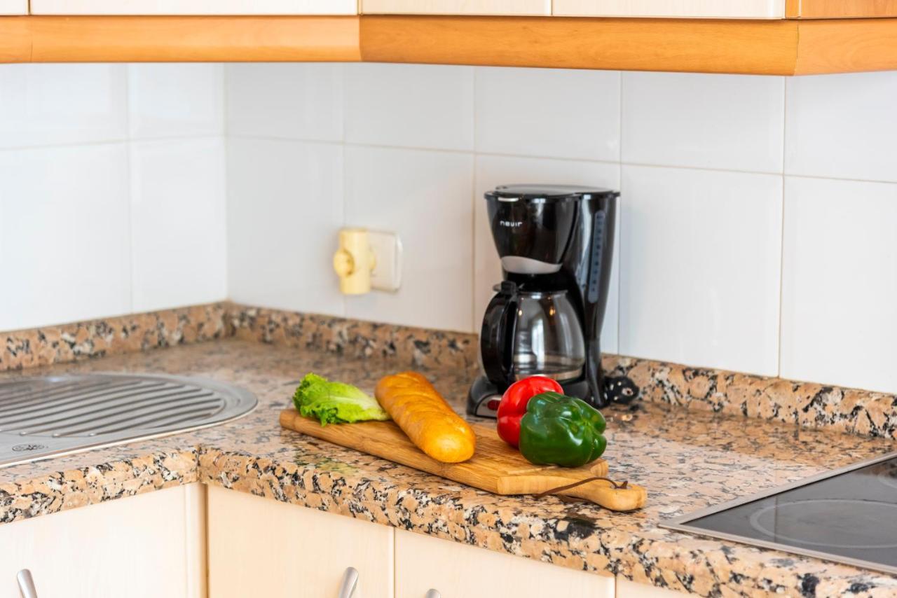 17 Los Cristianos Central By The Beach ,Wifi Arona  Eksteriør bilde